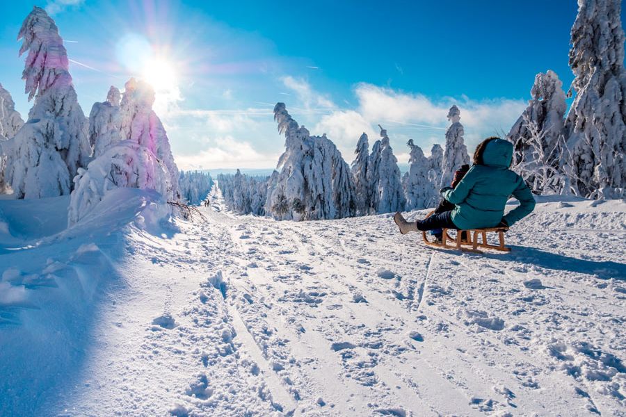 Winterzauber mit der Rodel